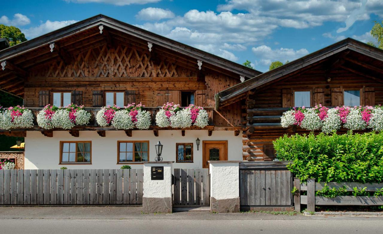 B&B Oberach - Ferienwohnungen Gerold, Kreuth-Reitrain - Bed and Breakfast Oberach