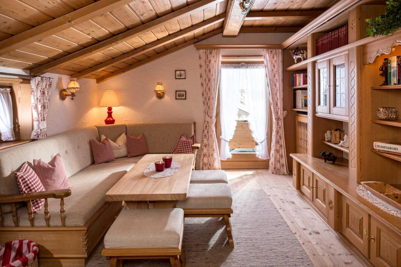 One-Bedroom Apartment with Balcony