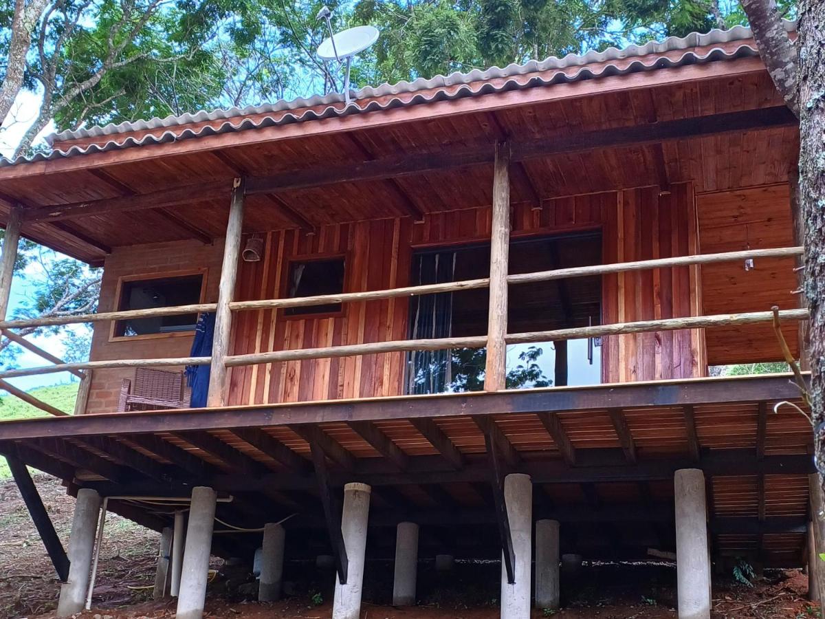 Cabanas Aconchego do Caboclo - Chambres d’hôtes Sapucaí-Mirim