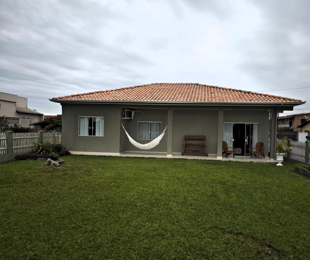 Residência Praia do Ervino/SFS - B&B