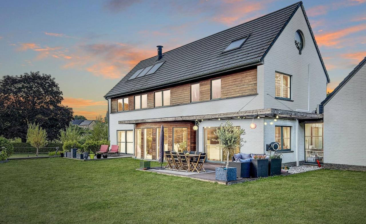 Suite de luxe avec espace salon et balnéo à la campagne - B&B