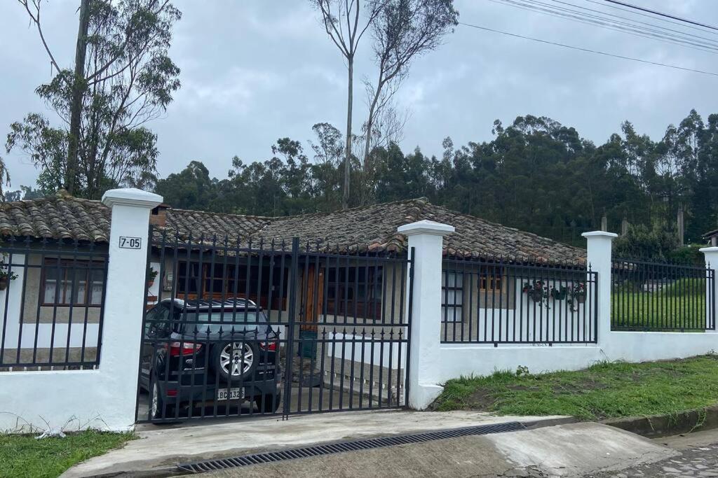 Charming house in Zuleta Mariano and Pastora - Ferienwohnung