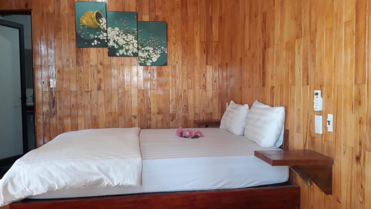 One-Bedroom Bungalow