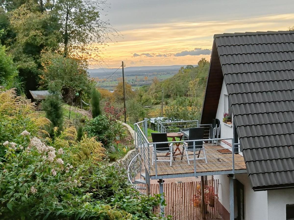 Direkt am Wald mit Panoramablick bis zur Pfalz - B&B