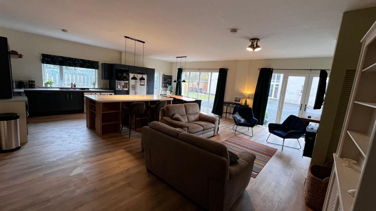 Lisnevenagh Cottage - B&B Ballymena