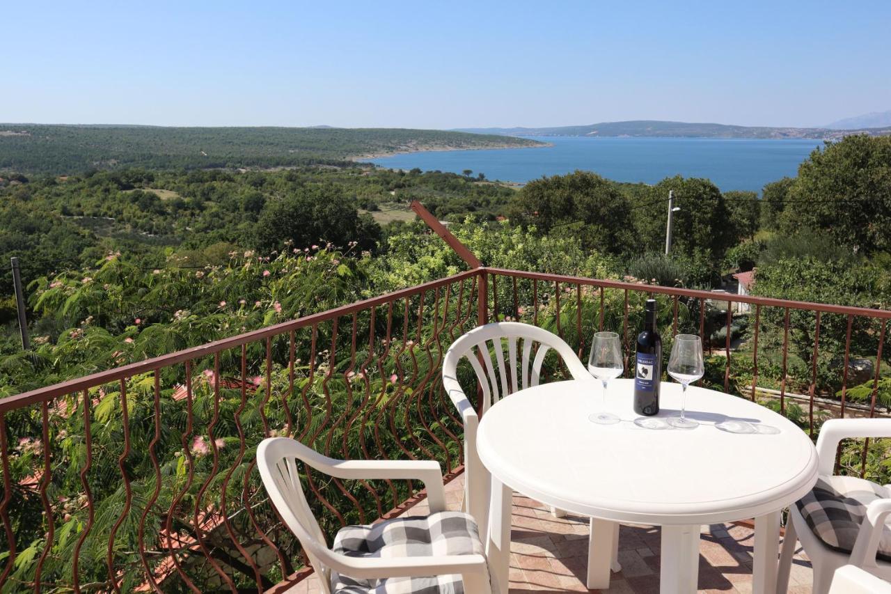 Apartman Denona - Bed and Breakfast Bašić