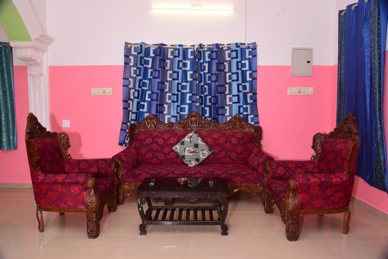 B&B Puducherry - Steven home stay, near white town, rock beach & near railway station - Bed and Breakfast Puducherry