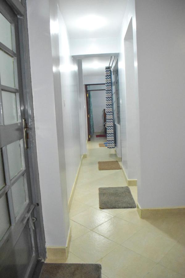 Spacious and beautiful fully furnished one bedroom bnb in thika town - B&B