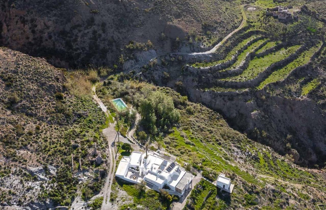 Cortijo El Albaricoque De La Sierra - Finca de 75 Hectáreas ! - B&B