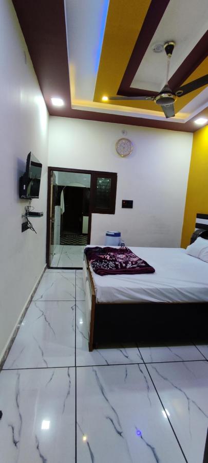 B&B Ujjain - Shree Ji Home Stay - Bed and Breakfast Ujjain