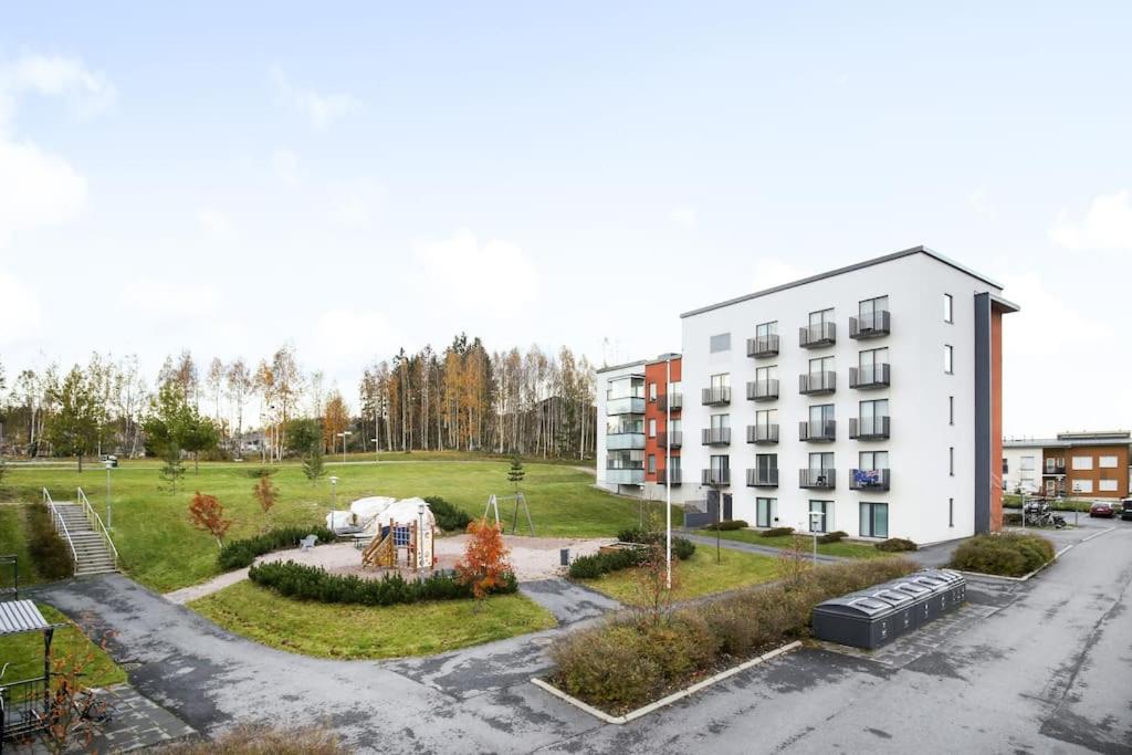 Top Floor Tarutie - Ferienwohnung Kirkkonummi