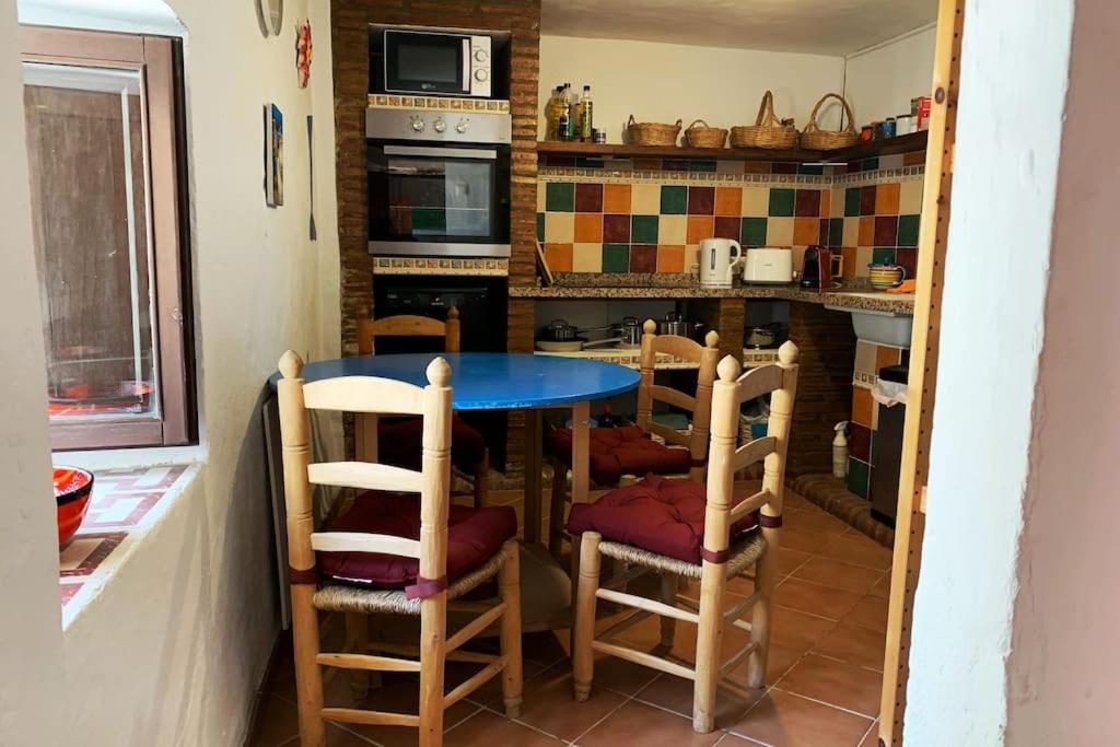 Casa Sin Numero, an authentic village house - Chambres d’hôtes