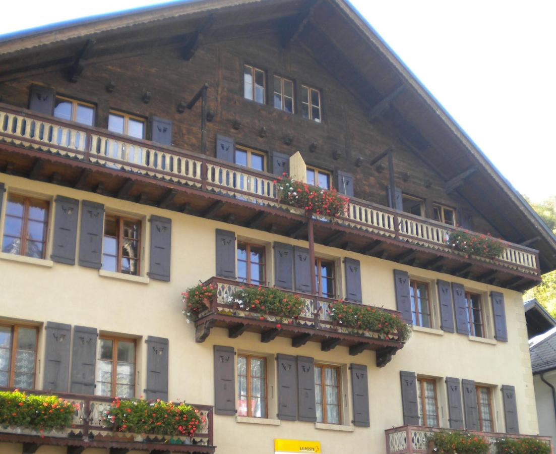 B&B Champéry - Chalet Ancienne Poste - Bed and Breakfast Champéry