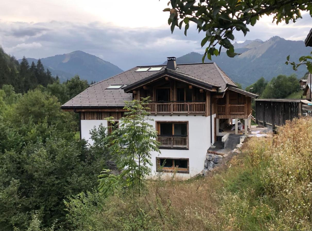 Le Refuge Au Pied d'Hauto - Ferienwohnung