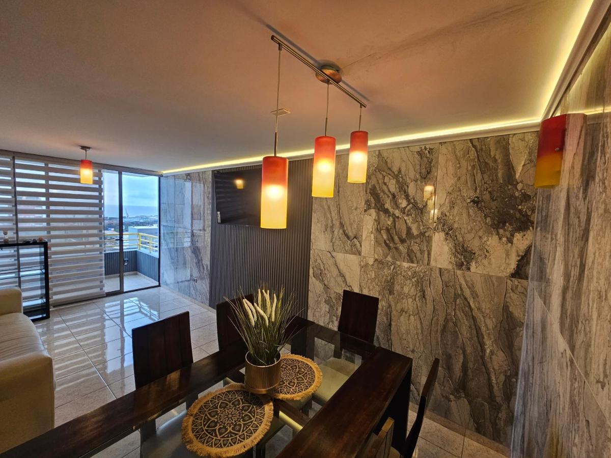 Hermoso depto a pasos de Av. Brasil. - B&B
