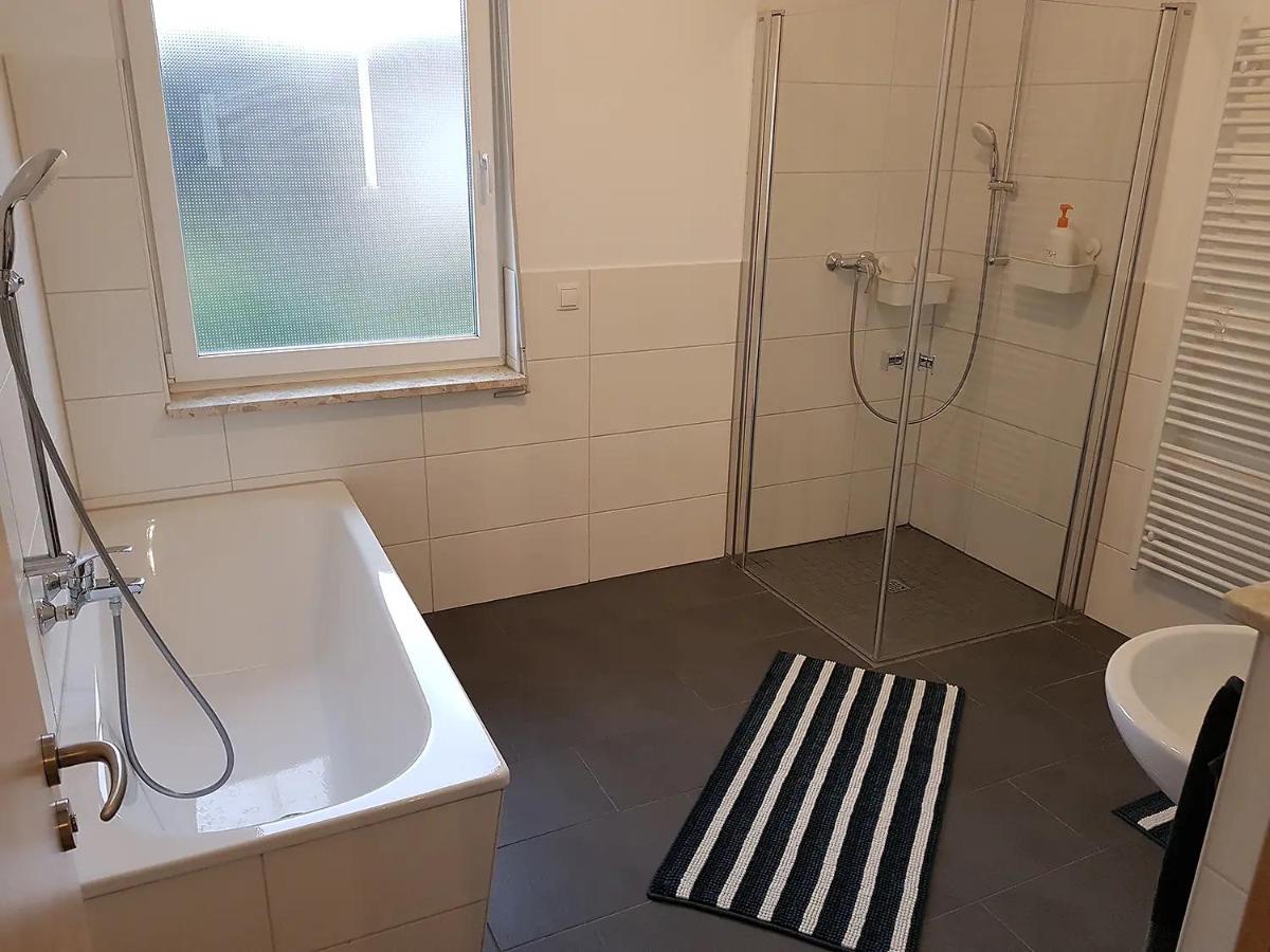 Doppelzimmer mit Gemeinschaftsbad