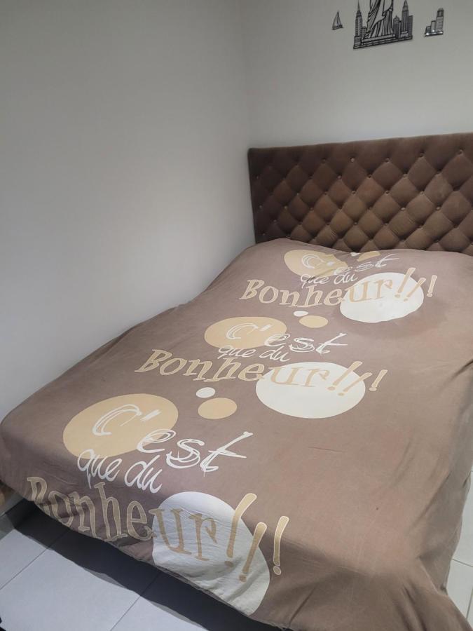 chambre chez l'habitant - Ferienwohnung Sainte-Eulalie