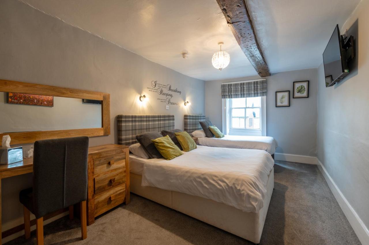 Two-Bedroom Suite