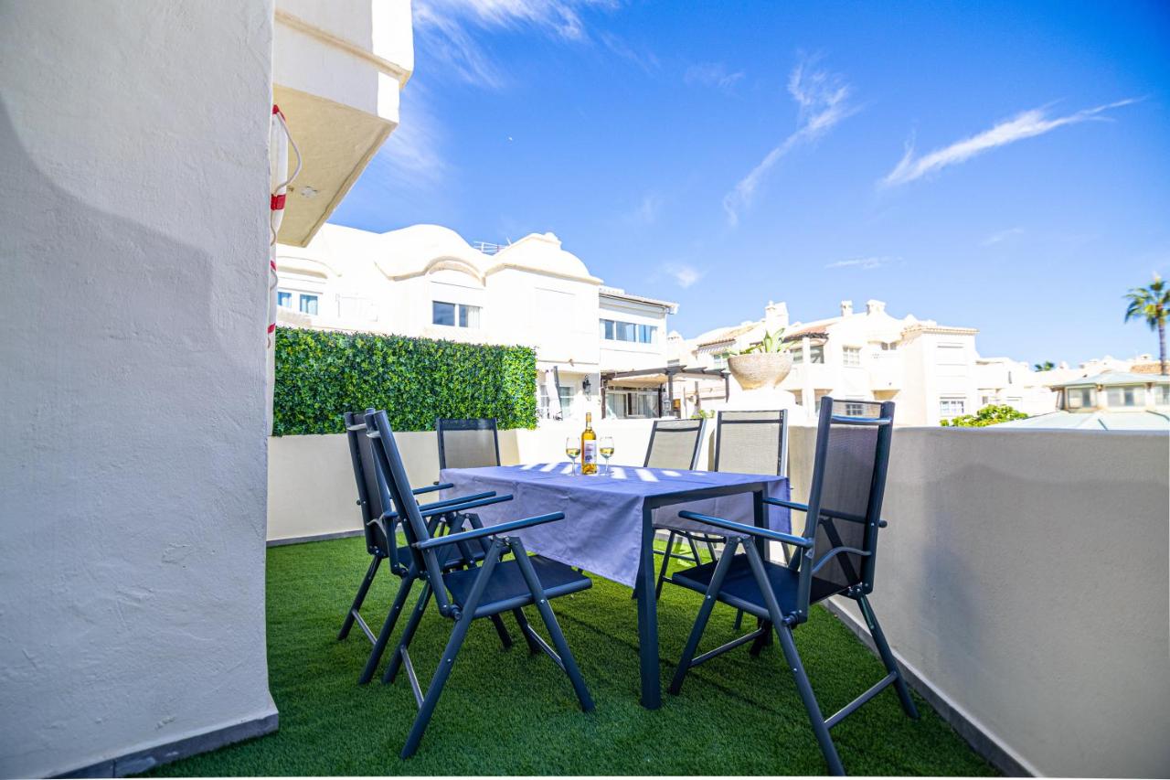 Sunstay Seaside Flat I Puerto Marina Benalmadena - B&B
