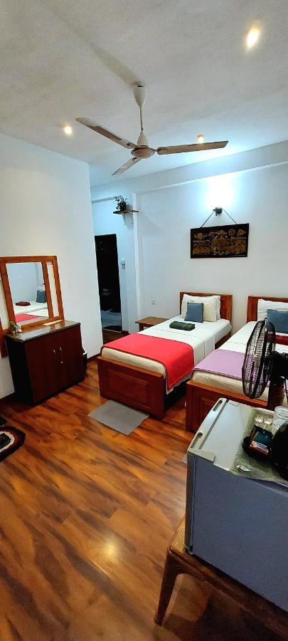 Twin Room with Mountain View