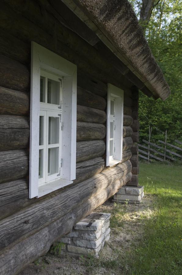 Mandjala Puhketalu - Cottages - B&B Mändjala