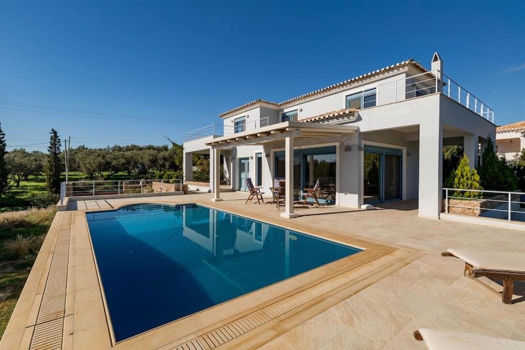 Luxury sea view villa with pool Porto Heli Agios Aimilianos - Ferienwohnung Pórto Chéli