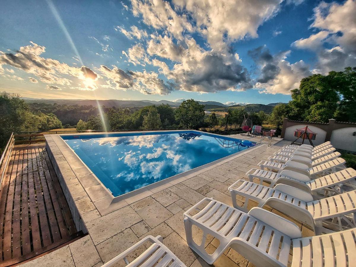 Conacul lui Bulică - B&B