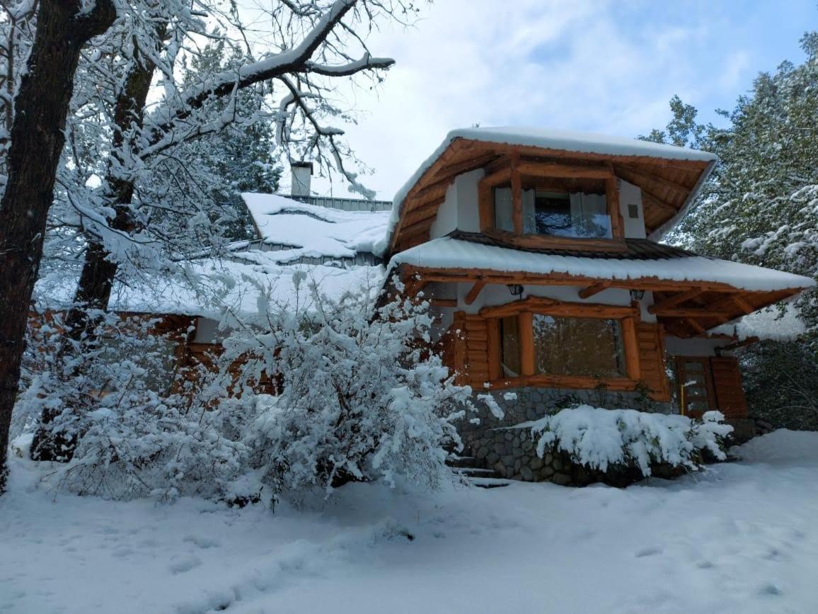 Casa de La Montaña - B&B Villa La Angostura