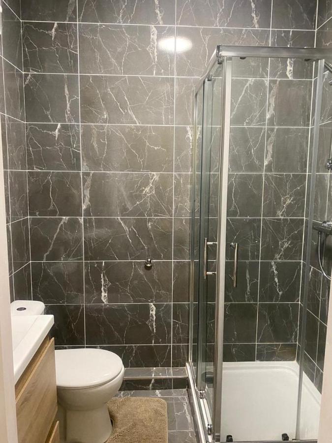 Quadruple Room with Private Bathroom