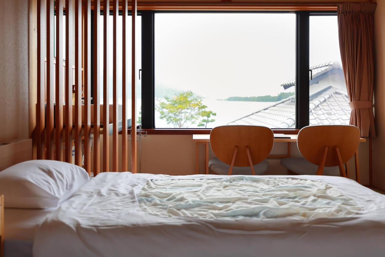 Japanese-Style Twin Room with Sea View