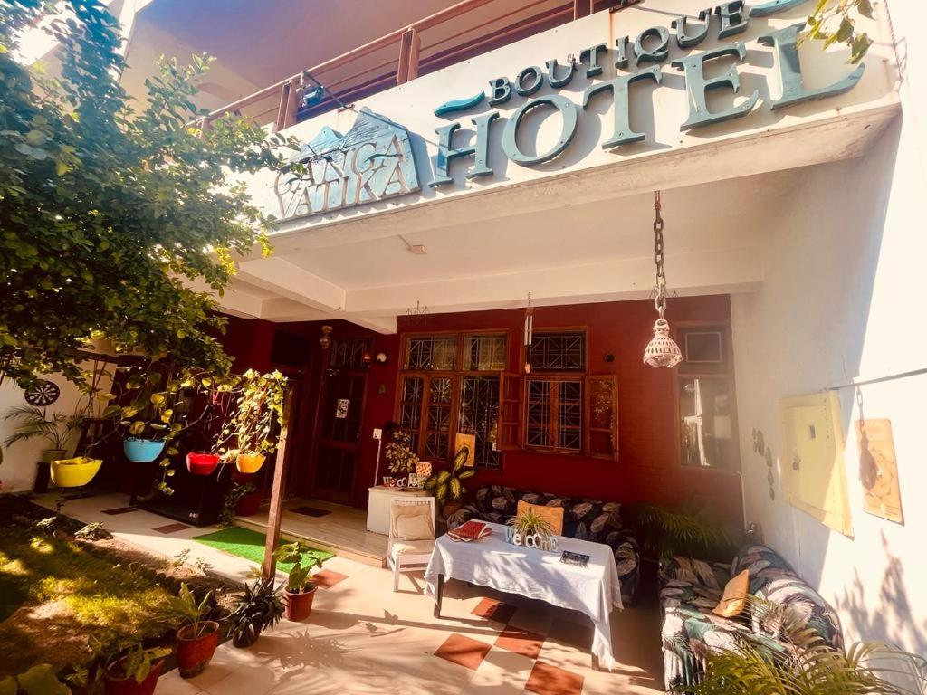 B&B Rishīkesh - Ganga Vatika Boutique Hotel, Rishikesh - Bed and Breakfast Rishīkesh