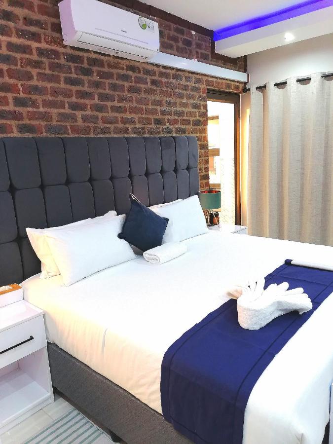 Standard Zimmer mit Kingsize-Bett