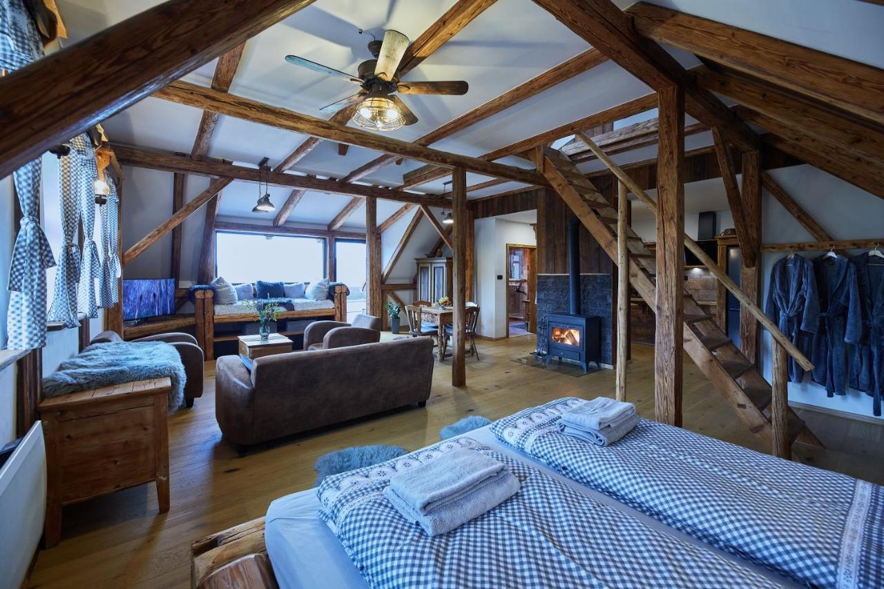 Božská usedlost - Bed and Breakfast Prackov