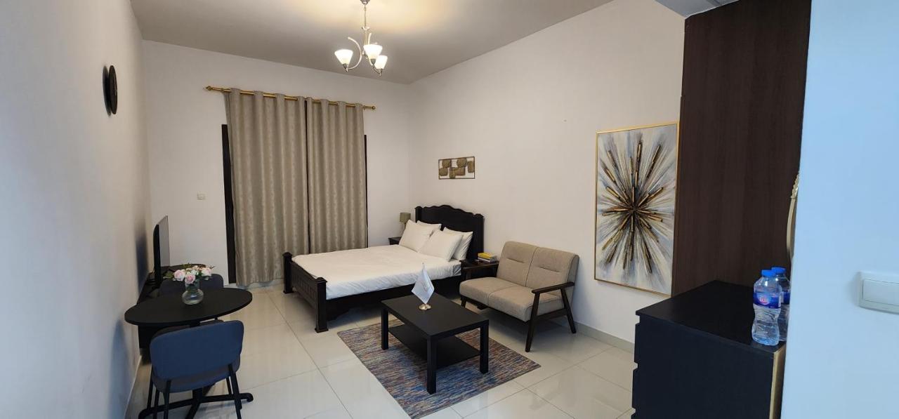 Elite 6 Residence - Sports City by Golden Casa - Chambres d'hôtes Dubaï