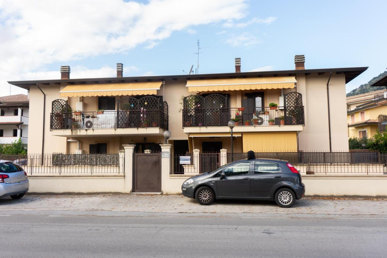 Prestige White Apartment - B&B Cassino