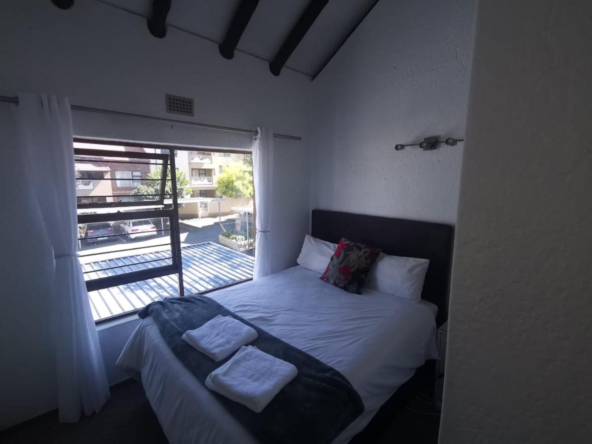 Four-Bedroom Luxury Apartment