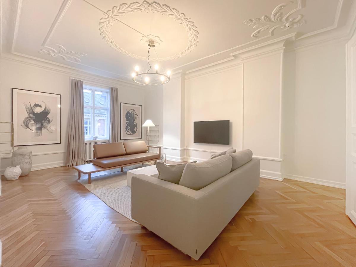 B&B Copenaghen - Large & Modern 4 Bedroom Flat - Bed and Breakfast Copenaghen