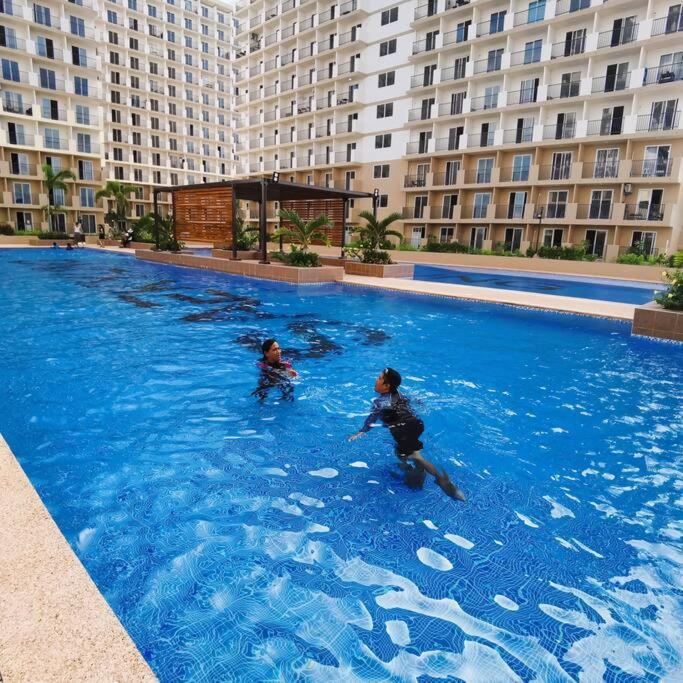 Affordable Condo w/ Wi-Fi, Pool & Shower Heater - Ferienwohnung Lapu-Lapu City