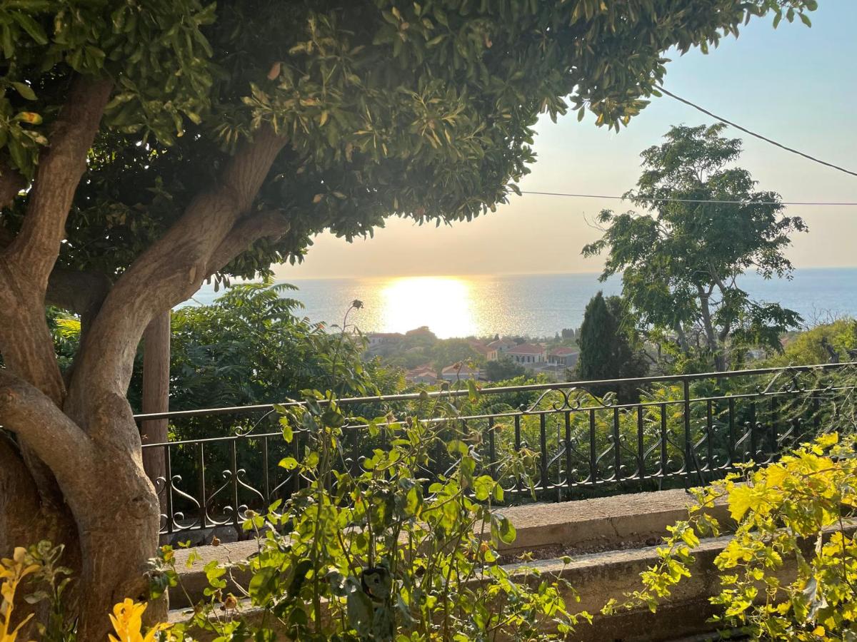 The Valley Of the Sun - B&B