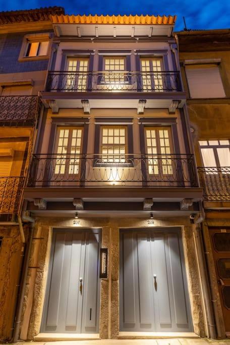 casaporto207 E - Unique duplex panoramic view - B&B Oporto