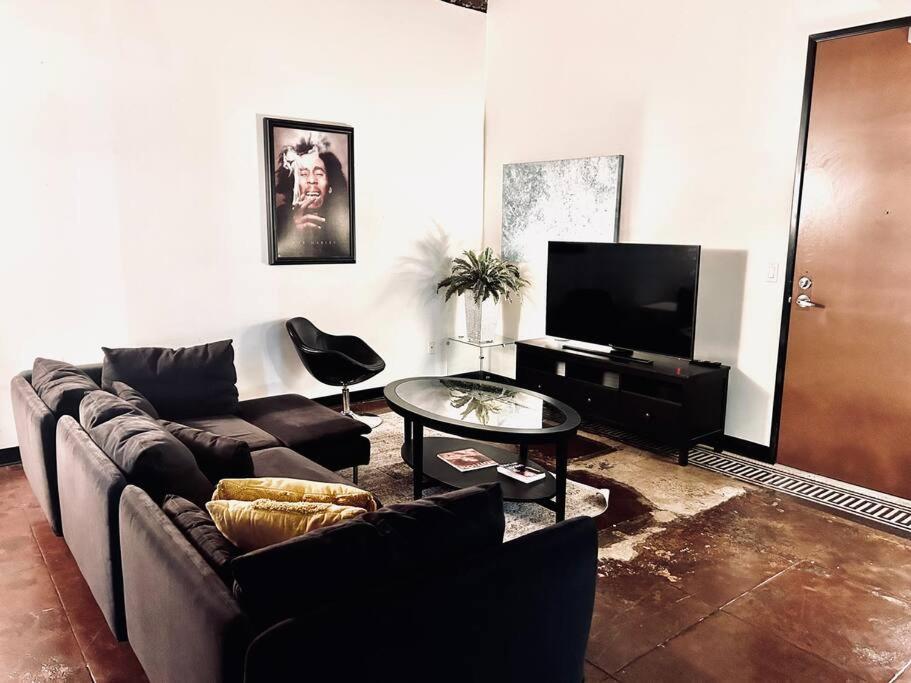 B&B Los Angeles - Dwntwn LA Delight Stylish Escape - Bed and Breakfast Los Angeles