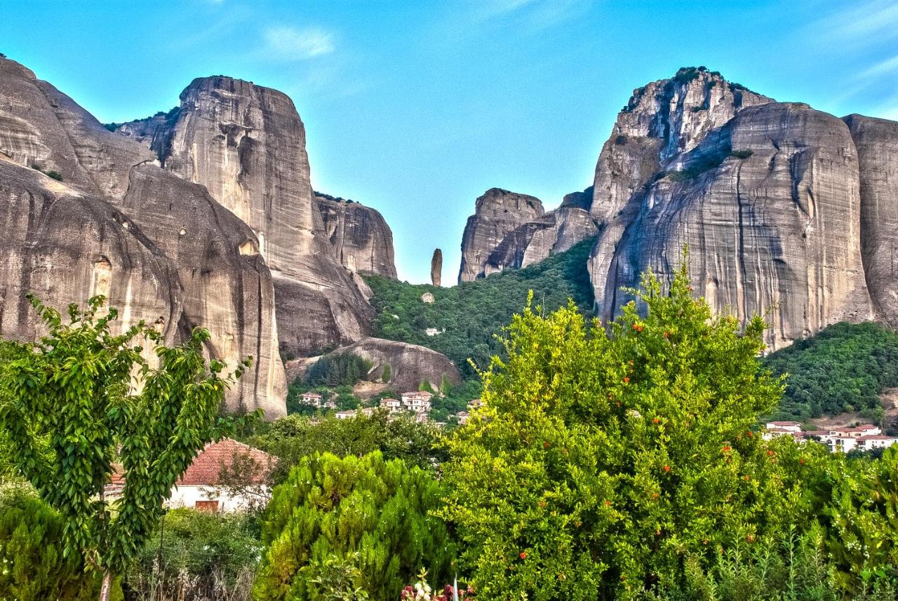 Offerta Speciale - Camera Matrimoniale con Vista Panoramica Meteora e Letto Supplementare