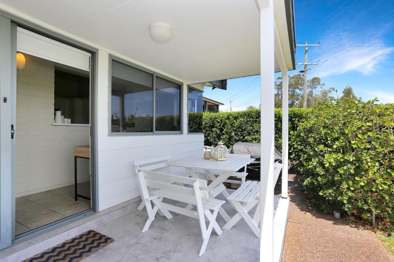 Summer Bay Sunsets - B&B Hawks Nest