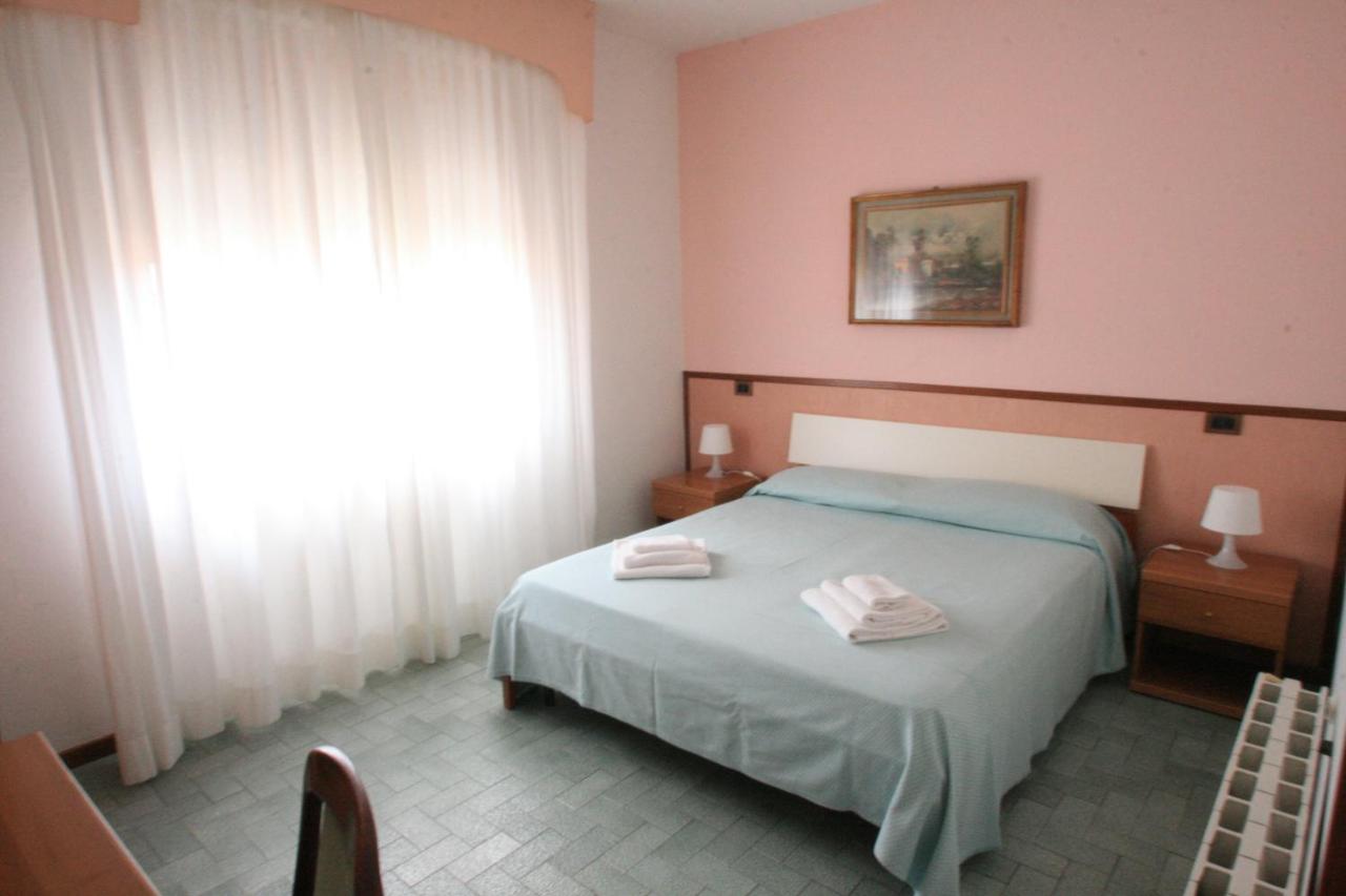 B&B Montecatini Terme - Hotel Redi - Bed and Breakfast Montecatini Terme