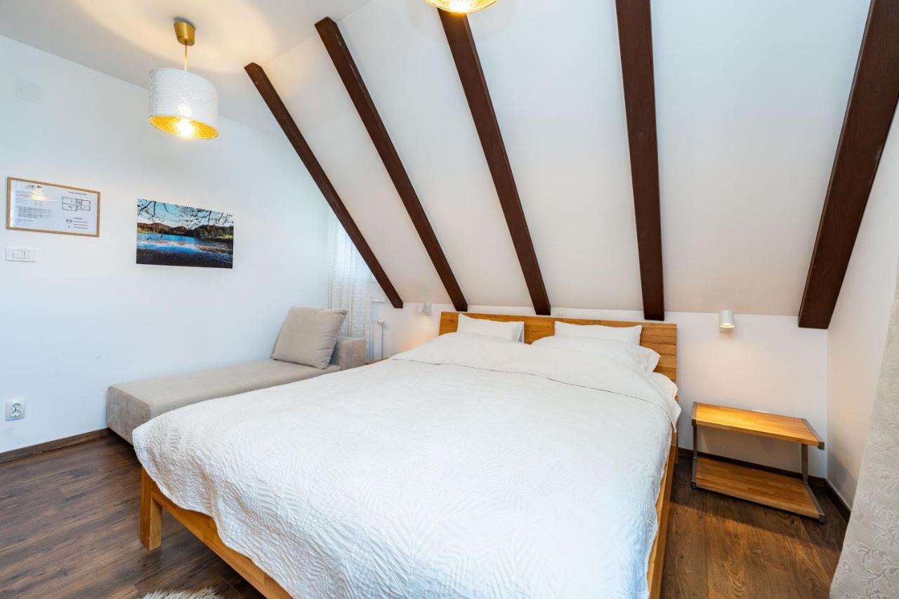 Deluxe King Room with Park View