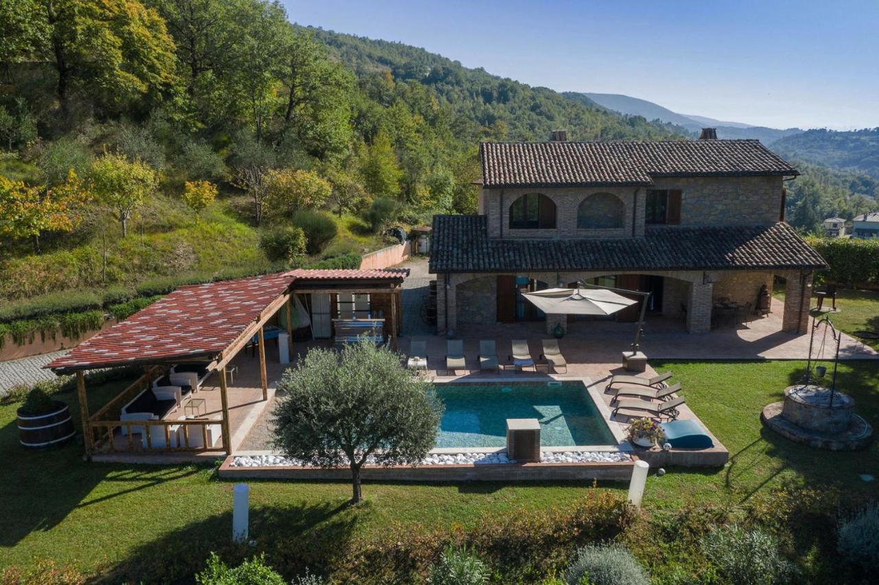 Villa Adriana 10 - Bed and Breakfast Valtopina