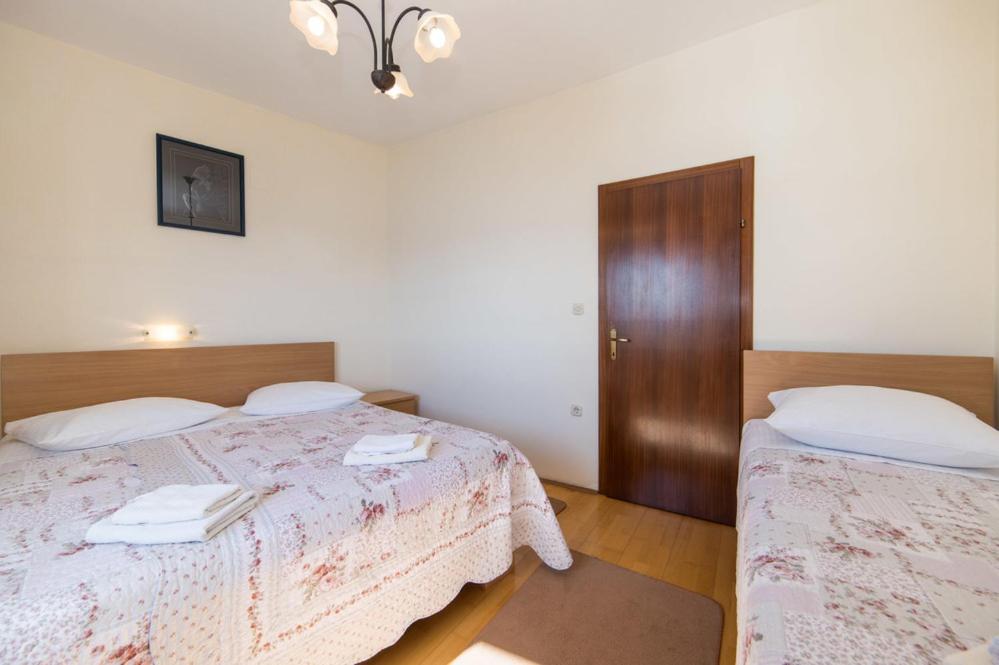 Apartamento con terraza