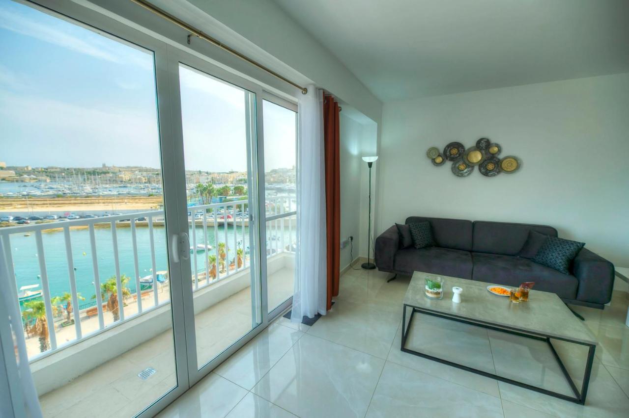 B&B Gżira - Bright & modern 2bedrooms with sea views GOGZR1-2 - Bed and Breakfast Gżira