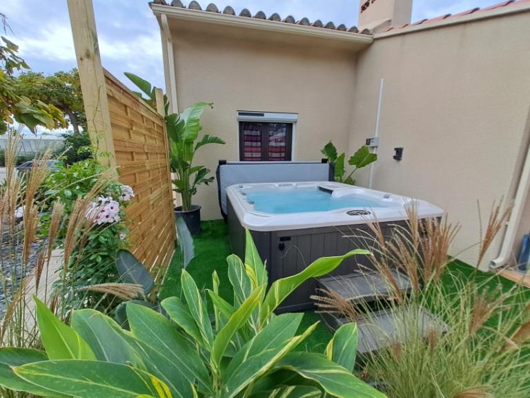 Maison individuelle plain pied avec Spa en option PENSEZ A VALIDER VOTRE RESERVATION DANS LES 24H APRES VOTRE DEMANDE DE RESERVATION - Chambres d’hôtes
