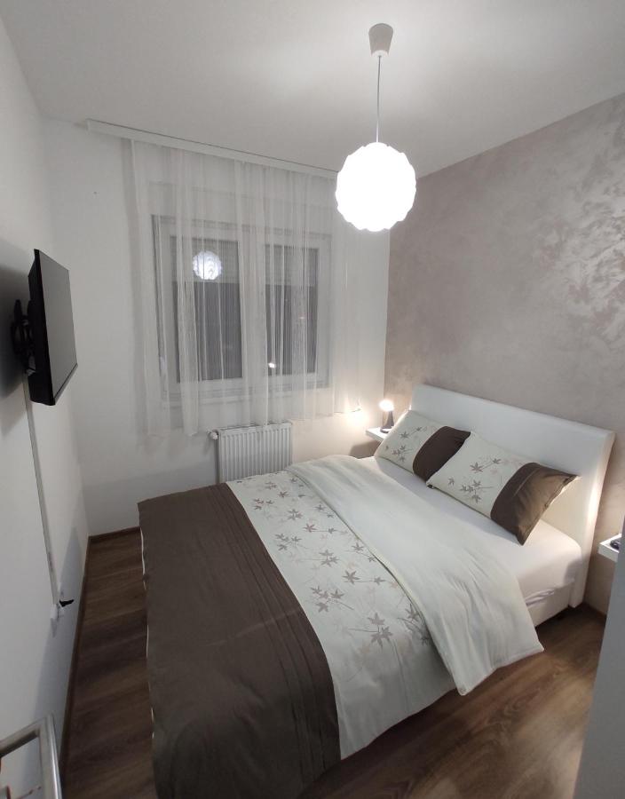 Appartamento con 2 Camere da Letto